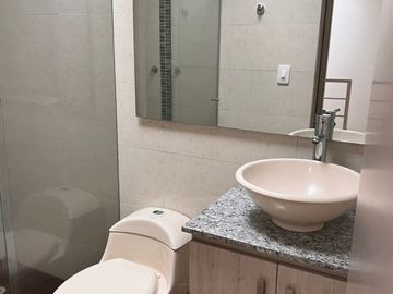 OPORTUNIDAD DE INVERSION, CASA EN CONJUNTO CERRADO EN LA FLORIDA, MANIZALES