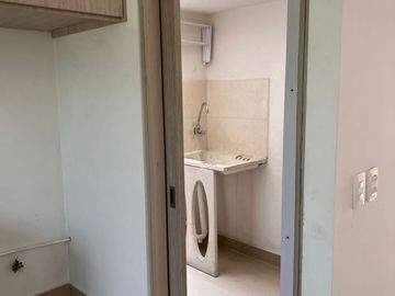 OPORTUNIDAD DE INVERSION, CASA EN CONJUNTO CERRADO EN LA FLORIDA, MANIZALES
