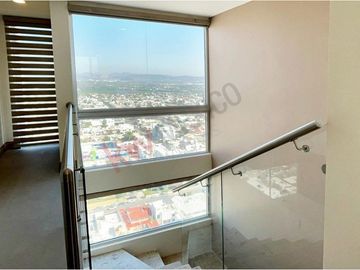 Penthouse Frente al Mar en Venta Torre Sunset View