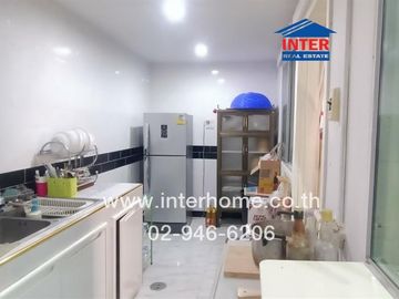 2-storey townhouse, 17.5 sq.w., Pruksa Ville Village 67, Petchkasem 91, Soi 13, Petchkasem 91 Soi, Kanchanaphisek Road, Petchkasem 91 Road, Krathum Ba