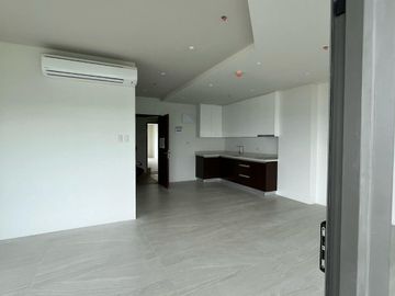 FOR SALE: Beachfront 1-Bedroom Penthouse in Tambuli Residences, Mactan, Lapulapu City, Cebu, Philippines