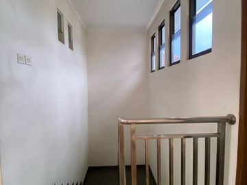 Rumah dijual di Elang Bintaro Jaya Sektor 9