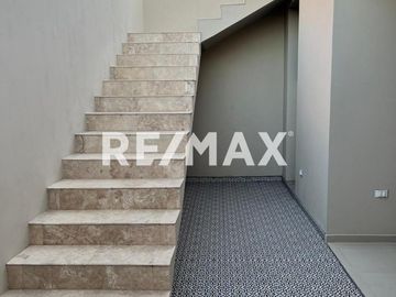 CASA EN VENTA EN  RESIDENCIAL SUEÑOS DEL MAR (PLAYAS DE TIJUANA - ROSARITO)