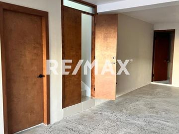 CASA EN VENTA EN  RESIDENCIAL SUEÑOS DEL MAR (PLAYAS DE TIJUANA - ROSARITO)