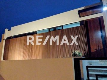 CASA EN VENTA EN  RESIDENCIAL SUEÑOS DEL MAR (PLAYAS DE TIJUANA - ROSARITO)