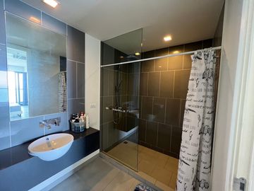 For sale Condo Zire Wongamart  Sea view for rent (S03-0551).