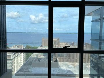 🌊 FOR SALE: 1-Bedroom Corner Unit in Tambuli Seaside Living, Mactan Island, Lapulapu City, Cebu, Philippines