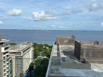 🌊 FOR SALE: 1-Bedroom Corner Unit in Tambuli Seaside Living, Mactan Island, Lapulapu City, Cebu, Philippines