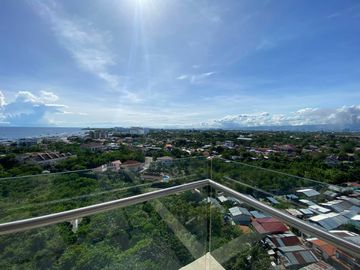 🌊 FOR SALE: 1-Bedroom Corner Unit in Tambuli Seaside Living, Mactan Island, Lapulapu City, Cebu, Philippines