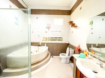 Dijual Villa Komplek Cemara Hijau Lux (Tinggal Angkat Koper)