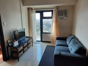 FOR SALE - Fully Furnished Condo Unit with Balcony in The Magnolia Residences, Quezon City
