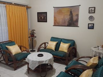 Jual Rumah Asri & Terawat di Sarijadi Bandung – Lokasi Strategis, Siap Huni!