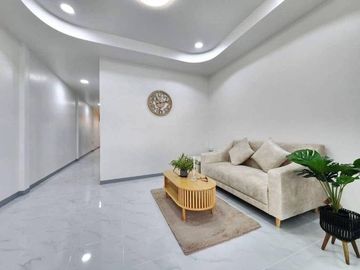 Second-hand townhouse for sale, newly renovated, Chitaree Village, Sahapat Group, Sriracha