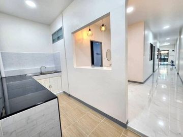 Second-hand townhouse for sale, newly renovated, Chitaree Village, Sahapat Group, Sriracha