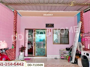 DD-713509 Townhouse, Golden Village, Laem Chabang, Chonburi, near the municipal park