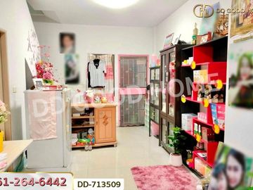 DD-713509 Townhouse, Golden Village, Laem Chabang, Chonburi, near the municipal park