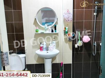 DD-713509 Townhouse, Golden Village, Laem Chabang, Chonburi, near the municipal park