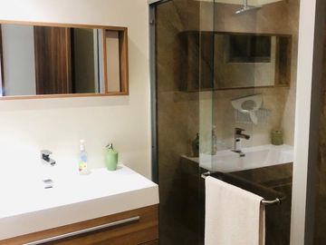 Hermoso Departamento Amueblado en una de las Mejores Zonas de Querétaro