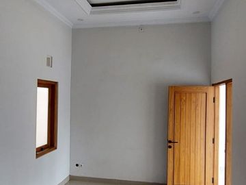 Rumah 2 lantai dam perumahan di seturan permai caturtunggal depok sleman Yogyakarta
