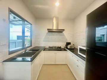 Single House for Sale: Perfect Place Rama 9 - Krungthep Kreetha (68 sq. wah)