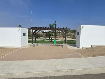 CASA EN VENTA EN  RESIDENCIAL SUEÑOS DEL MAR (PLAYAS DE TIJUANA - ROSARITO)