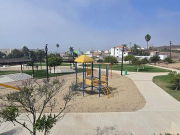 CASA EN VENTA EN  RESIDENCIAL SUEÑOS DEL MAR (PLAYAS DE TIJUANA - ROSARITO)