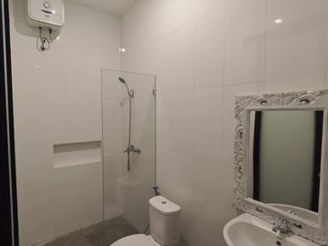 Villa for Rent in Babakan – Comfortable & Strategic Location!
