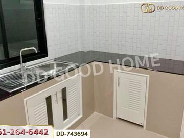 DD-743694 Twin house, Baan Banchuen, Chonburi, near Saphan Mai, Bang Sai beach