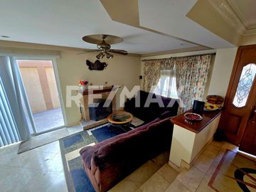 CASA EN VENTA EN PLAYAS DE TIJUANA (COSTA AZUL)