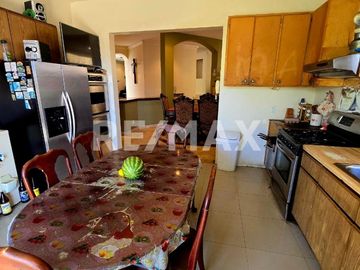 CASA EN VENTA EN PLAYAS DE TIJUANA (COSTA AZUL)