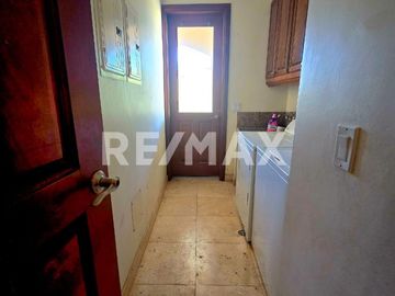 CASA EN VENTA EN PLAYAS DE TIJUANA (COSTA AZUL)