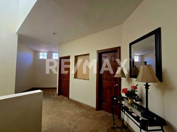 CASA EN VENTA EN PLAYAS DE TIJUANA (COSTA AZUL)