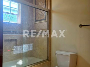 CASA EN VENTA EN PLAYAS DE TIJUANA (COSTA AZUL)