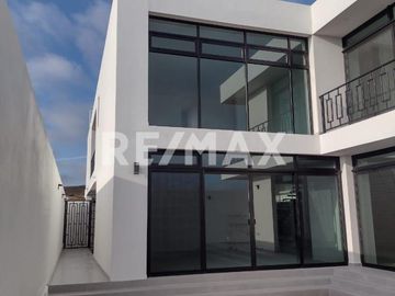 CASA EN VENTA EN BAJA MALIBU SECCION LOMAS (PLAYAS DE TIJUANA - ROSARITO)