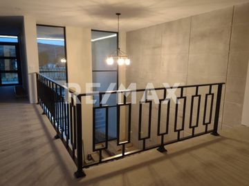 CASA EN VENTA EN BAJA MALIBU SECCION LOMAS (PLAYAS DE TIJUANA - ROSARITO)