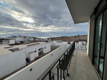 CASA EN VENTA EN BAJA MALIBU SECCION LOMAS (PLAYAS DE TIJUANA - ROSARITO)