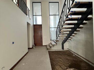 CASA EN VENTA EN BAJA MALIBU SECCION LOMAS (PLAYAS DE TIJUANA - ROSARITO)