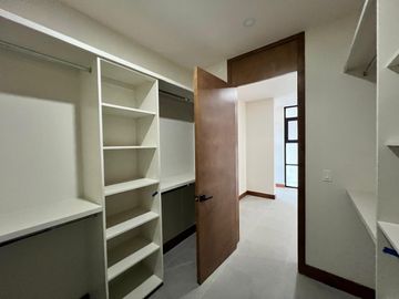 CASA EN VENTA EN BAJA MALIBU SECCION LOMAS (PLAYAS DE TIJUANA - ROSARITO)