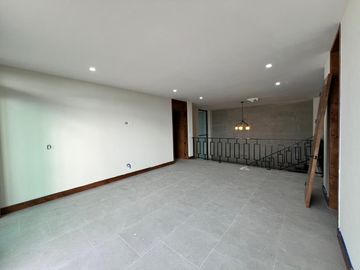 CASA EN VENTA EN BAJA MALIBU SECCION LOMAS (PLAYAS DE TIJUANA - ROSARITO)