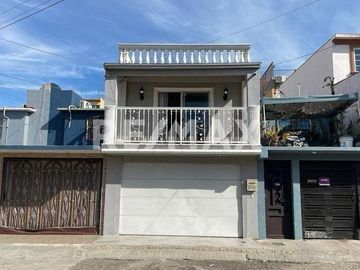 CASA EN VENTA EN LOMAS VIRREYES