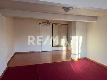 CASA EN VENTA EN LOMAS VIRREYES