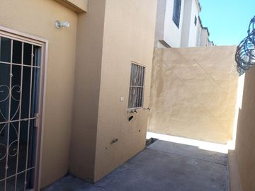 CASA EN VENTA EN RESIDENCIAL BARCELONA