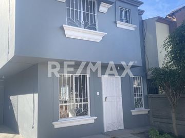 CASA EN VENTA EN RESIDENCIAL SANTA FE