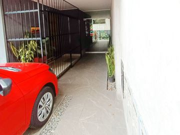 Departamento Remodelado Urb Higuereta