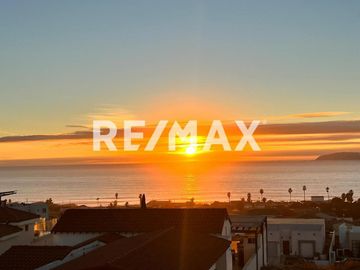 CASA EN VENTA EN RESIDENCIAL SUEÑOS DEL MAR (PLAYAS DE TIJUANA - ROSARITO)