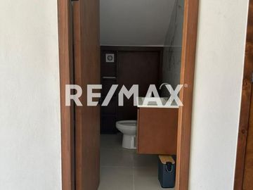 CASA EN VENTA EN RESIDENCIAL SUEÑOS DEL MAR (PLAYAS DE TIJUANA - ROSARITO)