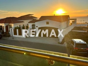 CASA EN VENTA EN RESIDENCIAL SUEÑOS DEL MAR (PLAYAS DE TIJUANA - ROSARITO)