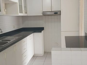 ALQUILO DEPARTAMENTO+cochera 2DO PISO CONDOMINIO ALAMEDA DE LA MOLINA