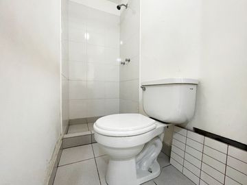 ALQUILO DEPARTAMENTO+cochera 2DO PISO CONDOMINIO ALAMEDA DE LA MOLINA