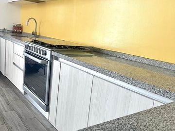 VENTA DEPARTAMENTO EN VALLE TINTO CORREGIDORA 3 RECAMARAS CON BAÑO Y ROOF GARDEN